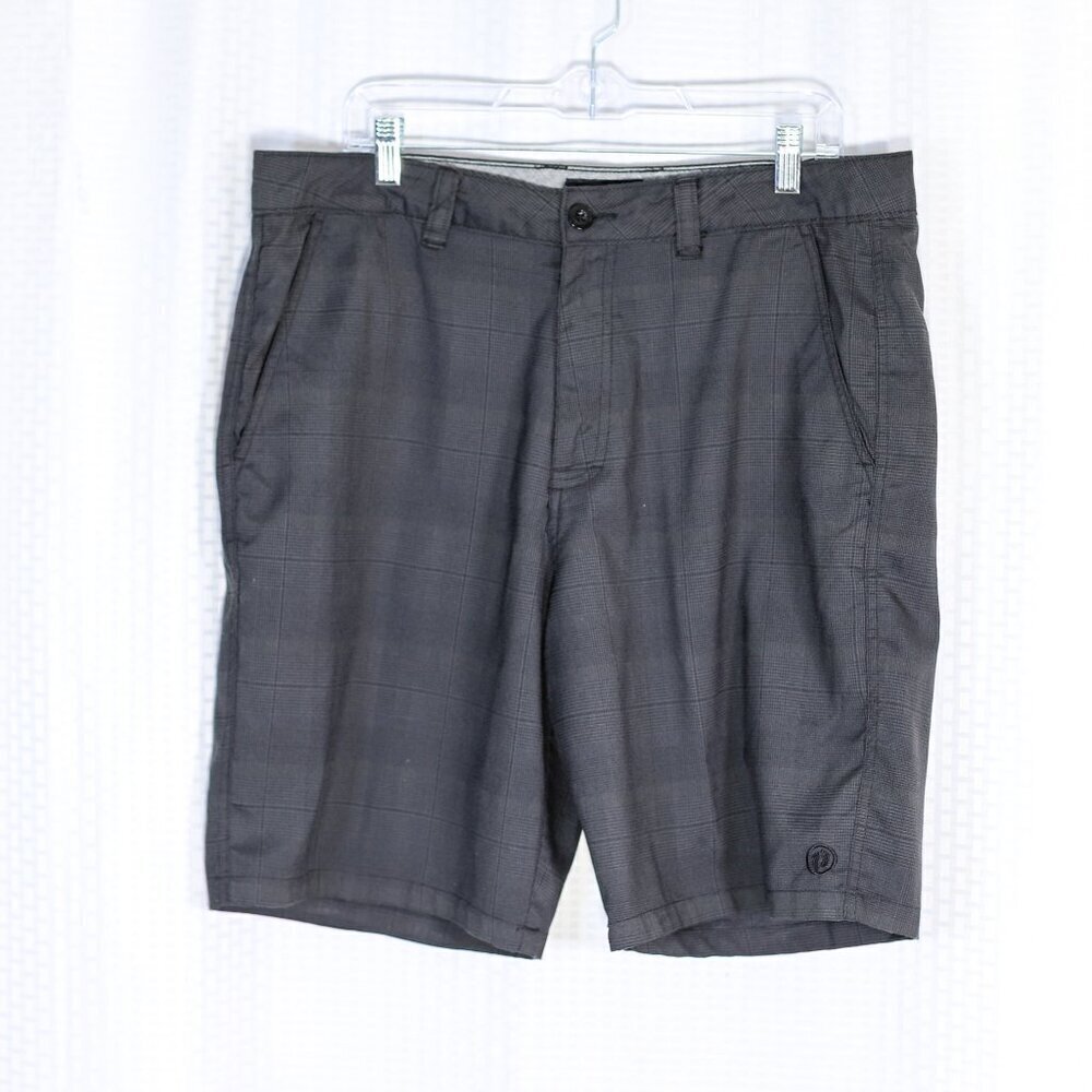Hang Ten size 36 black plaid/grey logo casual shorts mens
